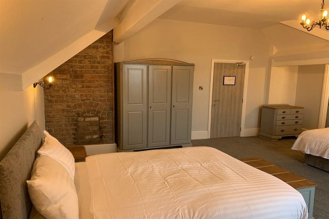 Churchill'S Hotel Wombwell Luaran gambar